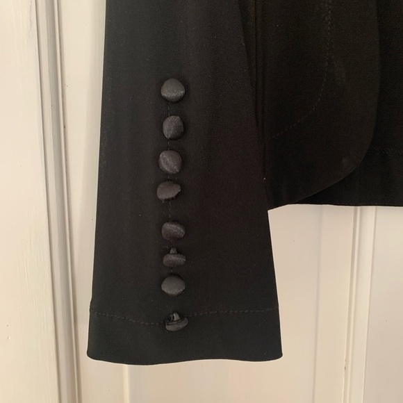 Beautiful crop jacket for holiday or special occasions - Picture 3 of 3